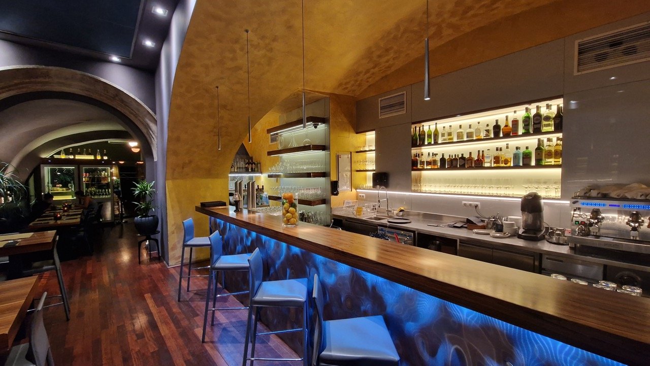 Kussmaul restaurant inside 2