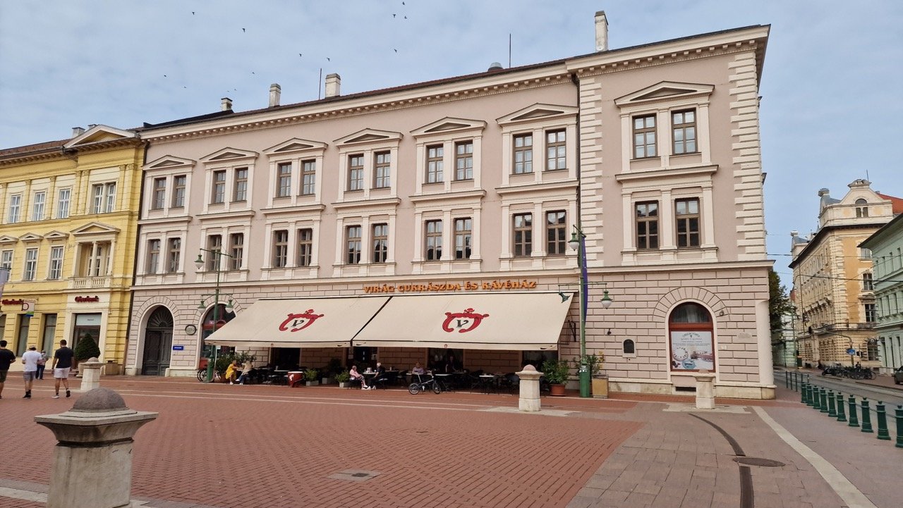 Virag Confectionery Szeged