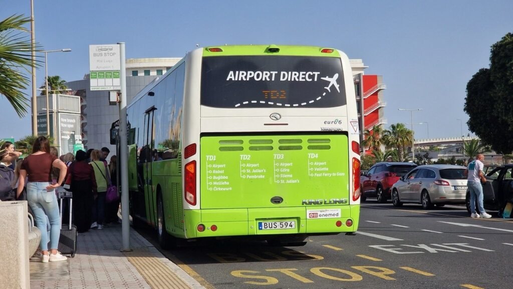 Malta airport direct express bus