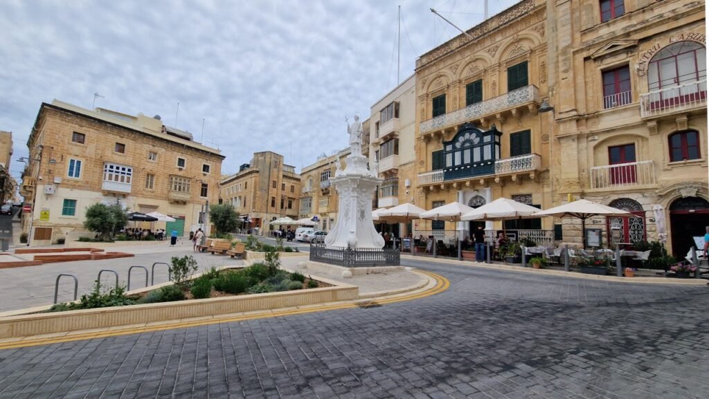 Square in the Three Cities, Malta
