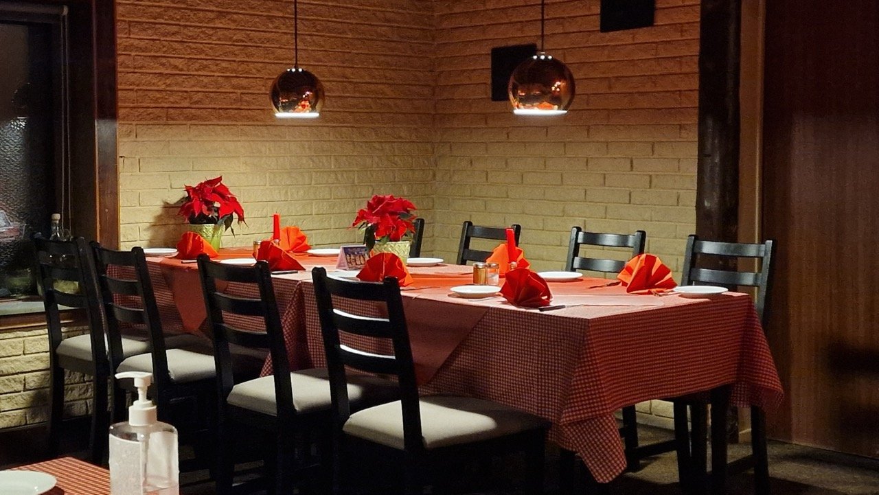 Løjtehus Restaurant - cozy table