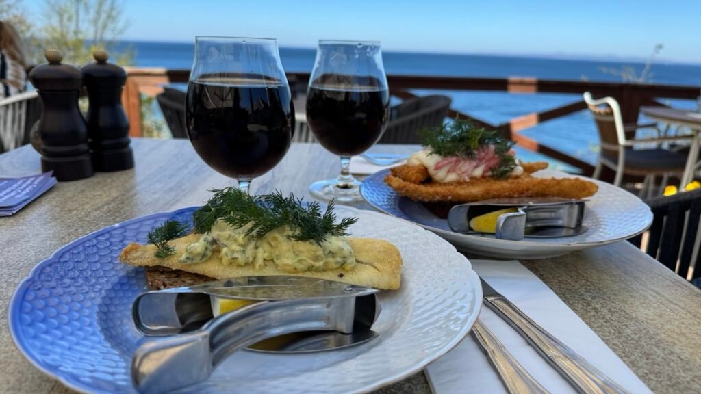 Menu at Fyrkroen with sea view