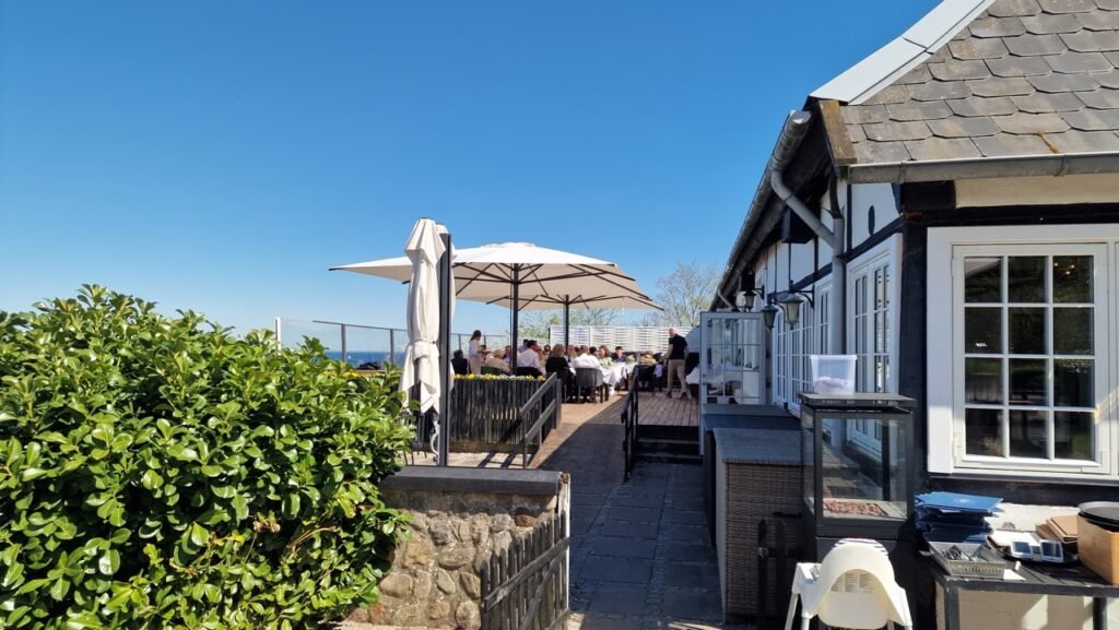 Fyrkroen terrace