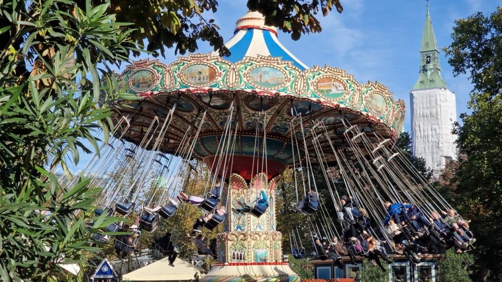 Tivoli swing carousel