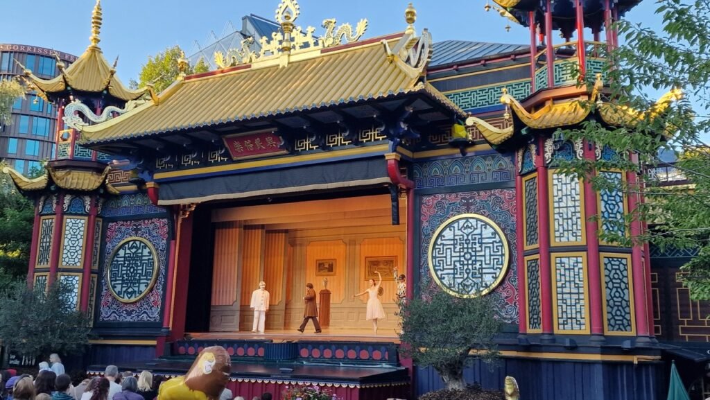 Theater performance in Tivoli Gardens