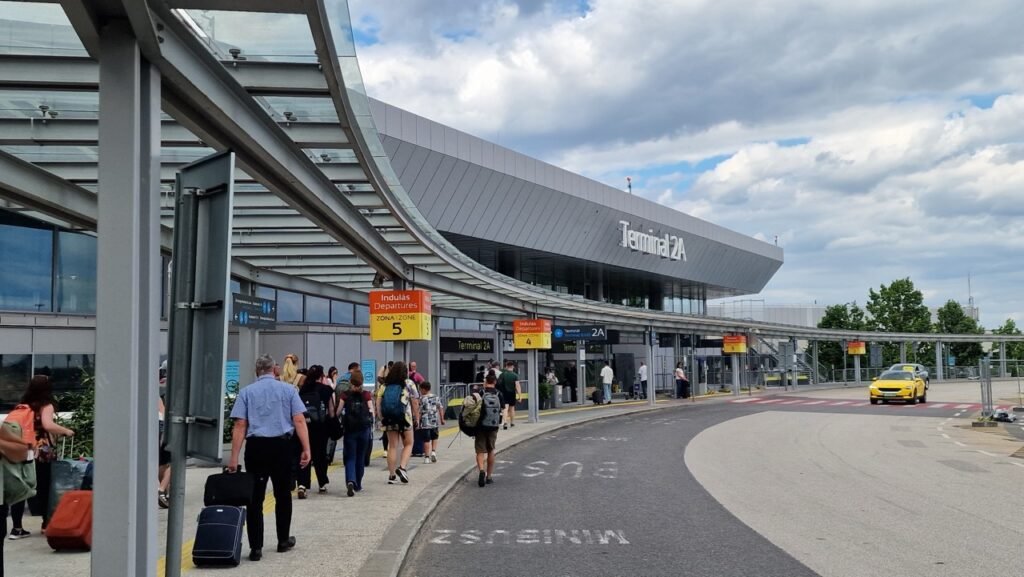BUD Terminal 2A from the outside