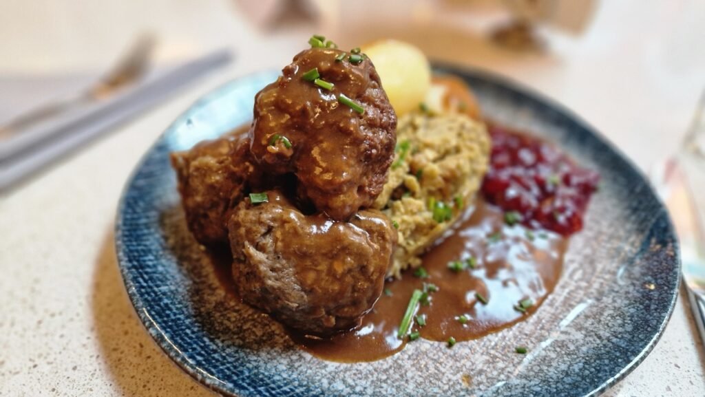 Kjøttkaker (Norwegian meatballs) at Kaffistova